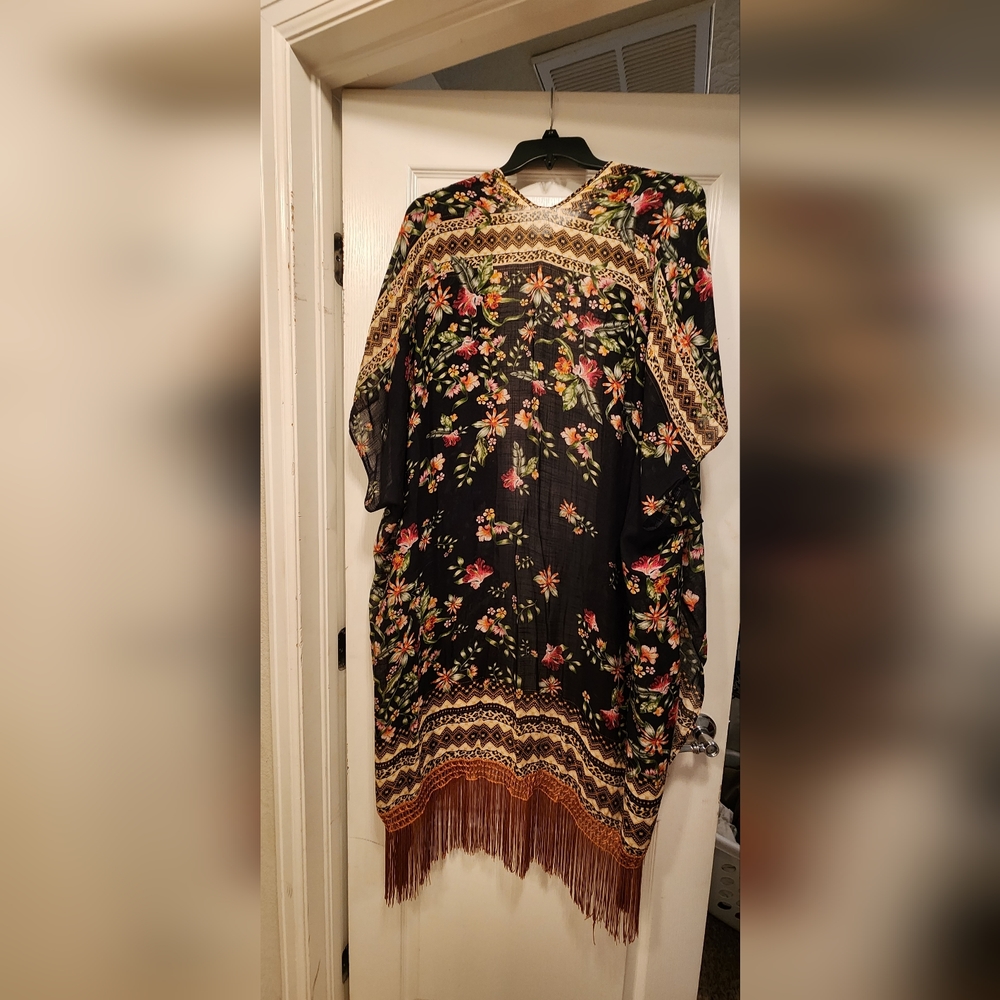 Kimono - Picture 2 of 2